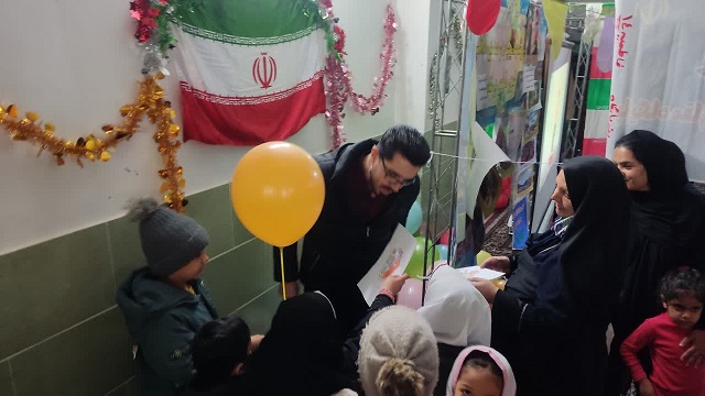 حضور عمو کتابی  در جشن 22 بهمن ماه
